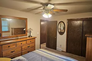 2005 Oak St, Oshkosh, WI 54901 - Photo 16