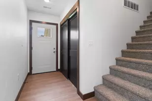 735 Hoffman Rd, Green Bay, WI 54301 - Photo 2