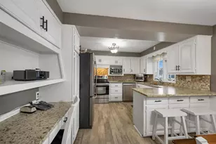 1412 Gross Ave, Green Bay, WI 54304 - Photo 2