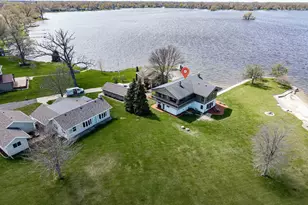 2384 Hickory Ln, Oshkosh, WI 54901 - Photo 66
