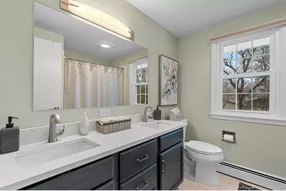 1335 Ridgeway Boulevard, De Pere, WI 54115 - Photo 14