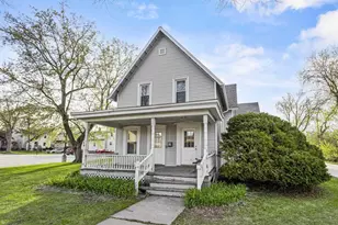 434 S Jackson St, Green Bay, WI 54301 - Photo 4