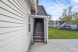 434 S Jackson St, Green Bay, WI 54301 - Photo 10