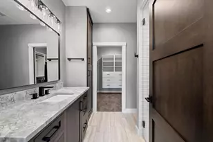 2011 Labyrinth Ln, De Pere, WI 54115 - Photo 38