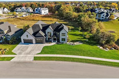 2011 Labyrinth Lane, De Pere, WI 54115 - Photo 4