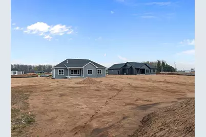 W5759 Roundstone Place, Menasha, WI 54952 - Photo 18