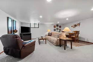 2203 Gilson Ct, Green Bay, WI 54304 - Photo 16
