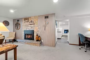 2203 Gilson Ct, Green Bay, WI 54304 - Photo 18