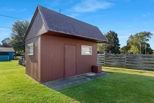 2203 Gilson Ct, Green Bay, WI 54304 - Photo 50