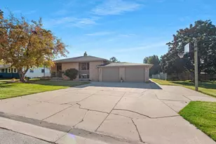 2203 Gilson Ct, Green Bay, WI 54304 - Photo 56