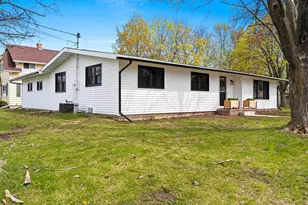 2120 Crane St, Oshkosh, WI 54901 - Photo 6