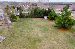 2525 Breezewood Ln, Neenah, WI 54956 - Photo 22