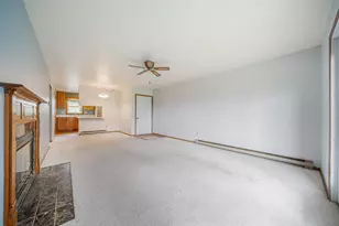 1313 Wittmann Park Ln, Menasha, WI 54952 - Photo 2