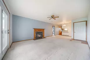 1313 Wittmann Park Ln, Menasha, WI 54952 - Photo 4