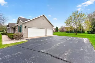 4431 Bellhaven Ln, Oshkosh, WI 54904 - Photo 38