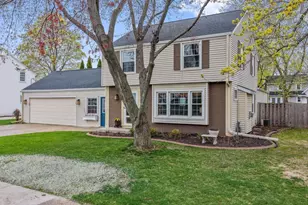 817 Talbot Ave, De Pere, WI 54115 - Photo 2