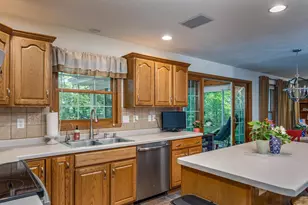 W5940 Moonflower Dr, Appleton, WI 54915 - Photo 6