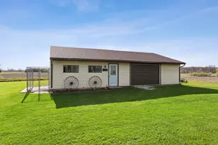 W2150 Crosstown Rd, Hilbert, WI 54129 - Photo 26