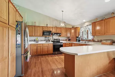 W2150 Crosstown Road, Hilbert, WI 54129 - Photo 4
