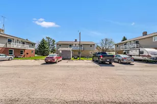 1800 Jackson St, New Holstein, WI 53061 - Photo 16