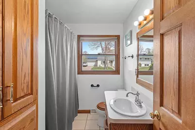 1825 E Marquette Street, Appleton, WI 54911 - Photo 14