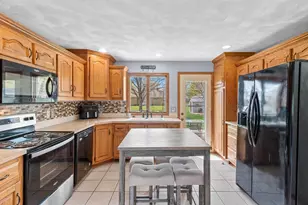 1825 E Marquette St, Appleton, WI 54911 - Photo 8
