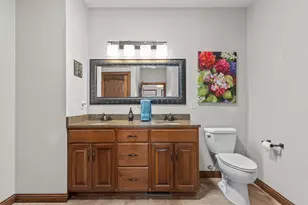 1355 Prairie Lake Cir, Neenah, WI 54956 - Photo 26
