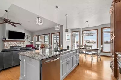 1355 Prairie Lake Circle, Neenah, WI 54956 - Photo 18