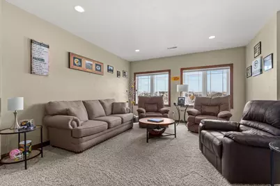1355 Prairie Lake Circle, Neenah, WI 54956 - Photo 40