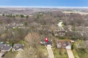305 Windward Rd, Green Bay, WI 54302 - Photo 2