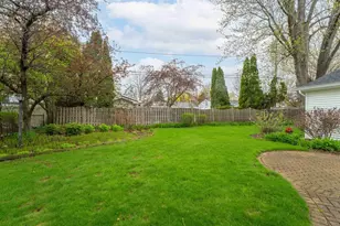 2717 N Elmwood Ct, Appleton, WI 54911 - Photo 32