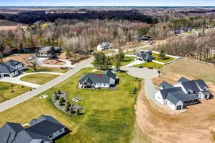 699 Blackberry Ct, Oneida, WI 54155 - Photo 70