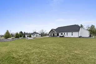 699 Blackberry Ct, Oneida, WI 54155 - Photo 50