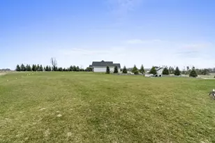 699 Blackberry Ct, Oneida, WI 54155 - Photo 54