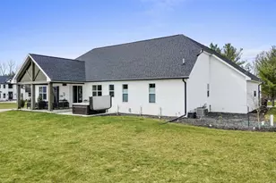 699 Blackberry Ct, Oneida, WI 54155 - Photo 52