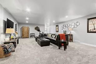 699 Blackberry Ct, Oneida, WI 54155 - Photo 40
