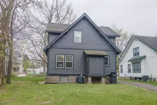 414 Fulton St, Waupaca, WI 54981 - Photo 26