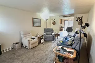 1665 W Paulson Rd, Green Bay, WI 54313 - Photo 12