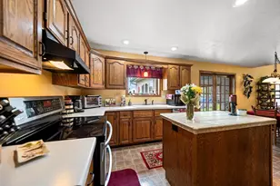 1960 Charles St, De Pere, WI 54115 - Photo 12