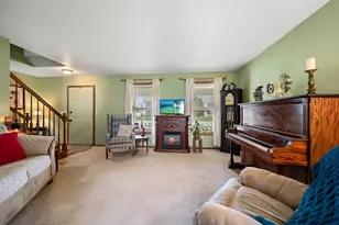 1960 Charles St, De Pere, WI 54115 - Photo 6