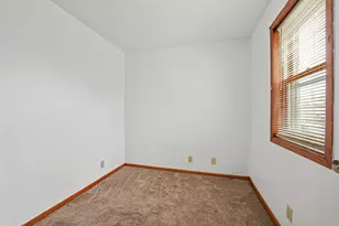 318 Sterling Ave, Oshkosh, WI 54901 - Photo 10