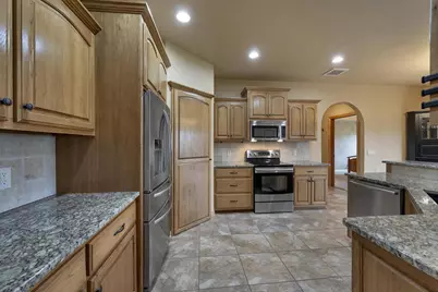 3663 Half Crown, De Pere, WI 54115 - Photo 4
