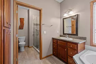 1618 Northridge Ct, Menasha, WI 54952 - Photo 32