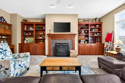 325 E Stratford Lane, Appleton, WI 54913 - Photo 8