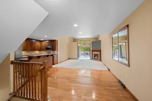 1243 Prairie Falcon Trail, Green Bay, WI 54313 - Photo 6