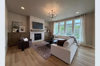 2528 N Stellita Circle, De Pere, WI 54114 - Photo 2