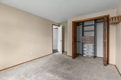 2206 Meadowbrook Court #A, Oshkosh, WI 54904 - Photo 24