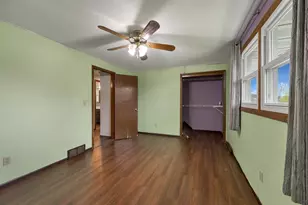 2110 Elm View Dr, Green Bay, WI 54304 - Photo 22