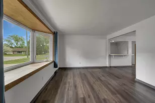 2110 Elm View Dr, Green Bay, WI 54304 - Photo 56