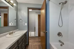 2110 Elm View Dr, Green Bay, WI 54304 - Photo 24